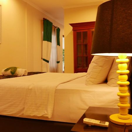 Ciwulan 36 Guest House Bandung Esterno foto