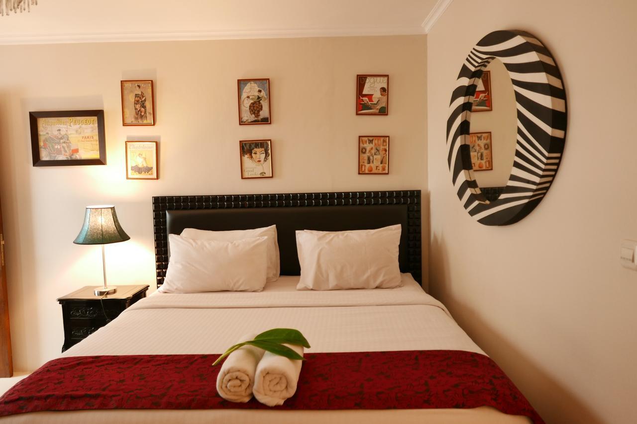 Ciwulan 36 Guest House Bandung Esterno foto