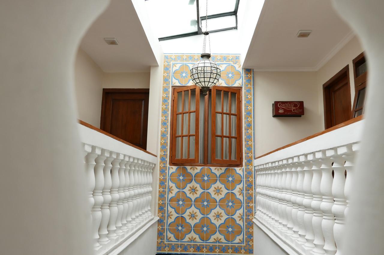 Ciwulan 36 Guest House Bandung Esterno foto