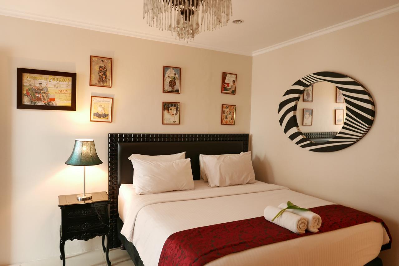 Ciwulan 36 Guest House Bandung Esterno foto
