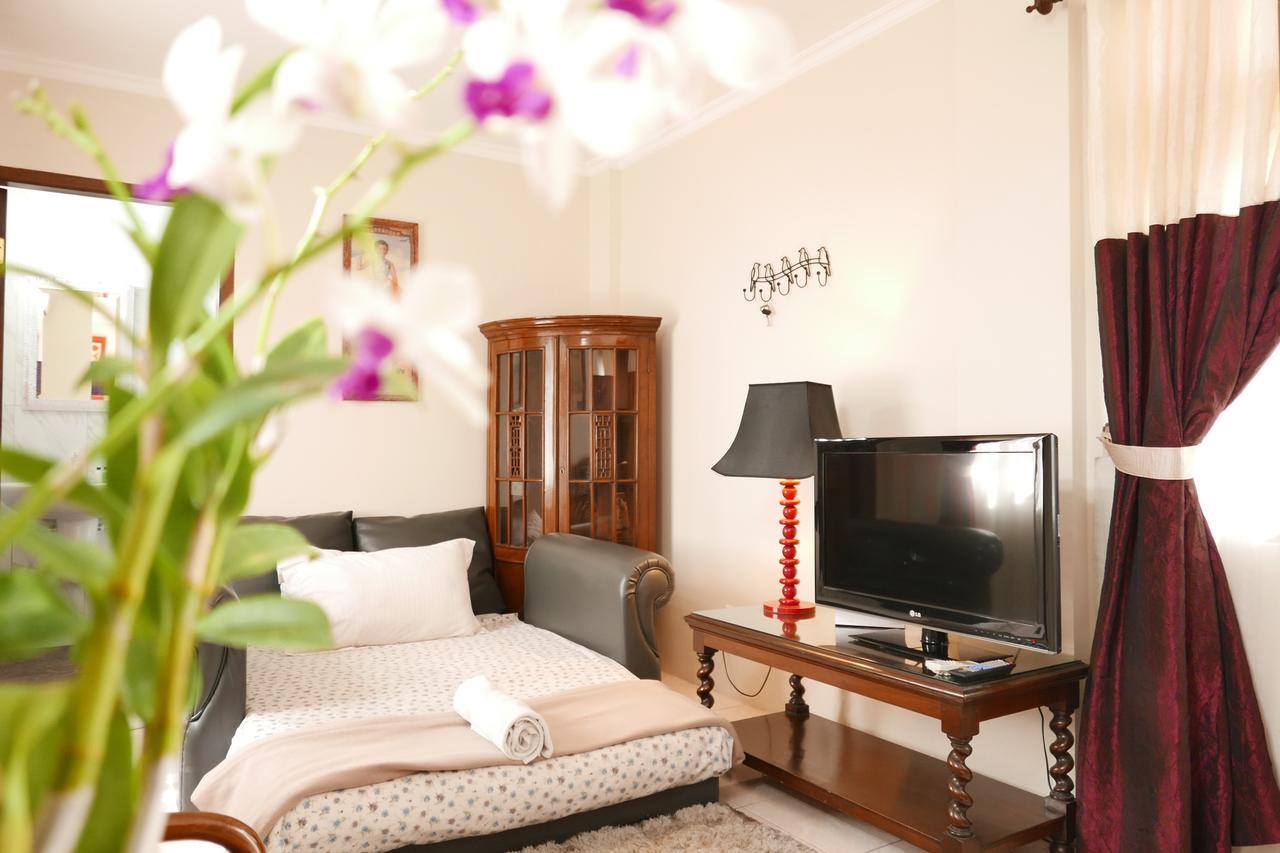 Ciwulan 36 Guest House Bandung Esterno foto