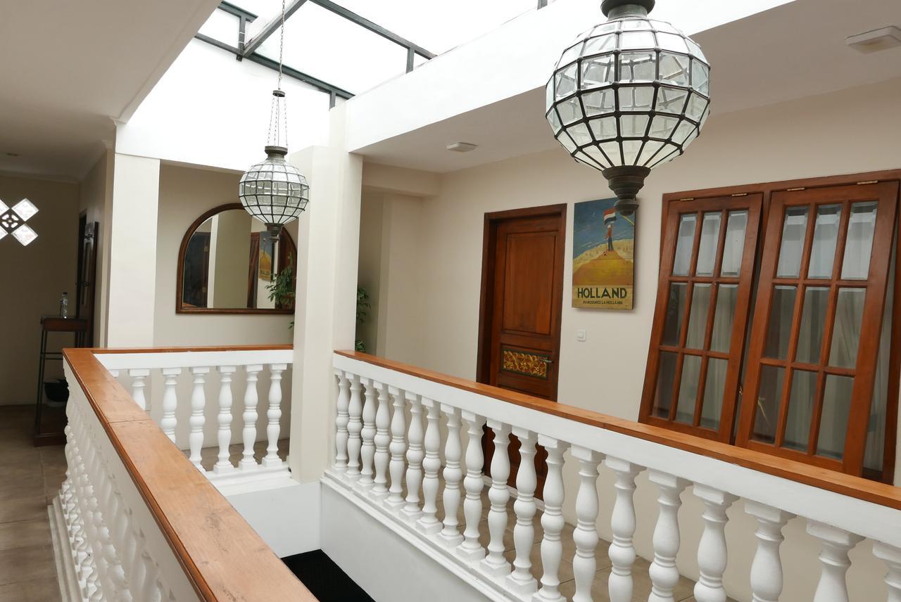 Ciwulan 36 Guest House Bandung Esterno foto