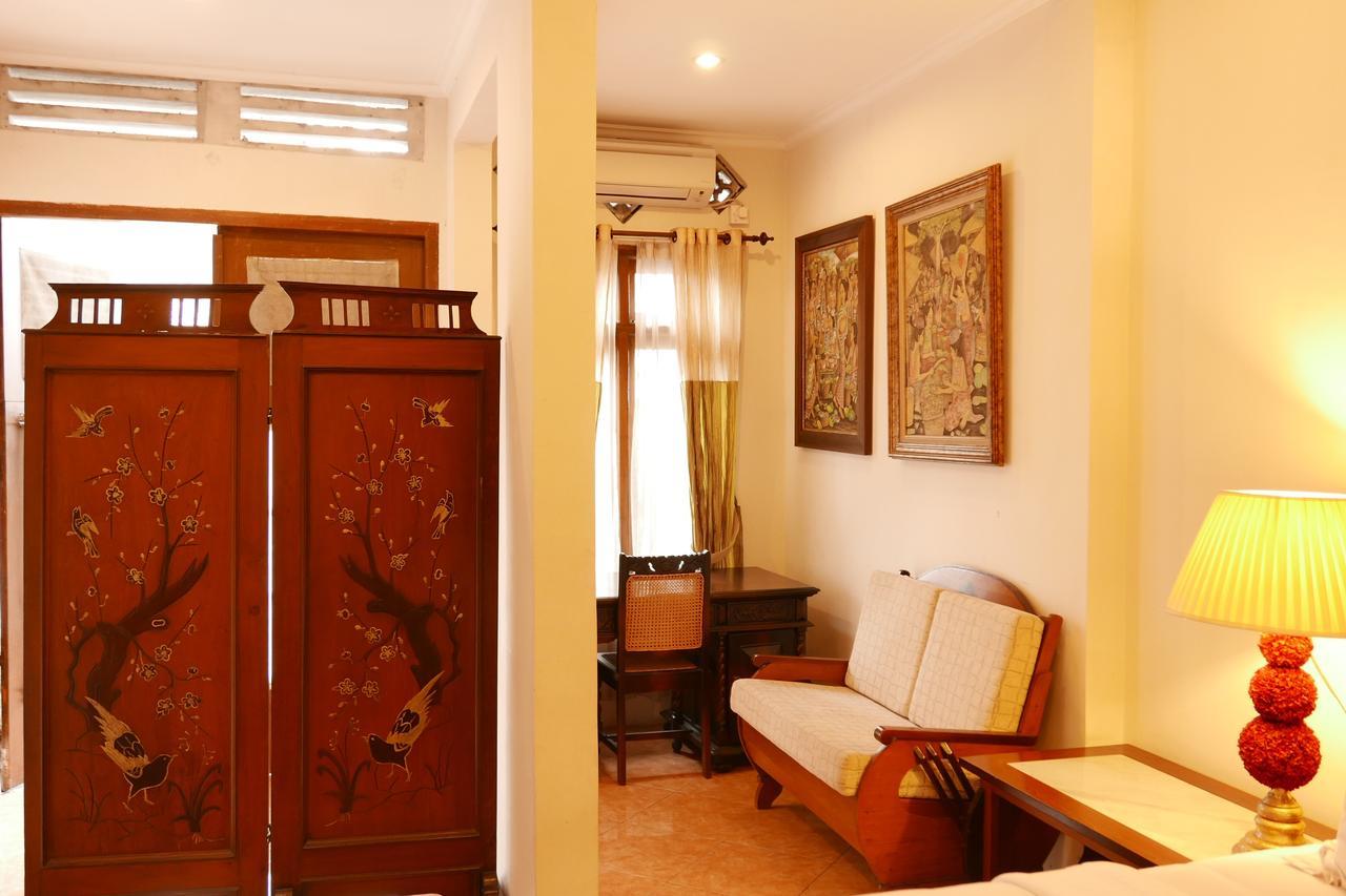 Ciwulan 36 Guest House Bandung Esterno foto