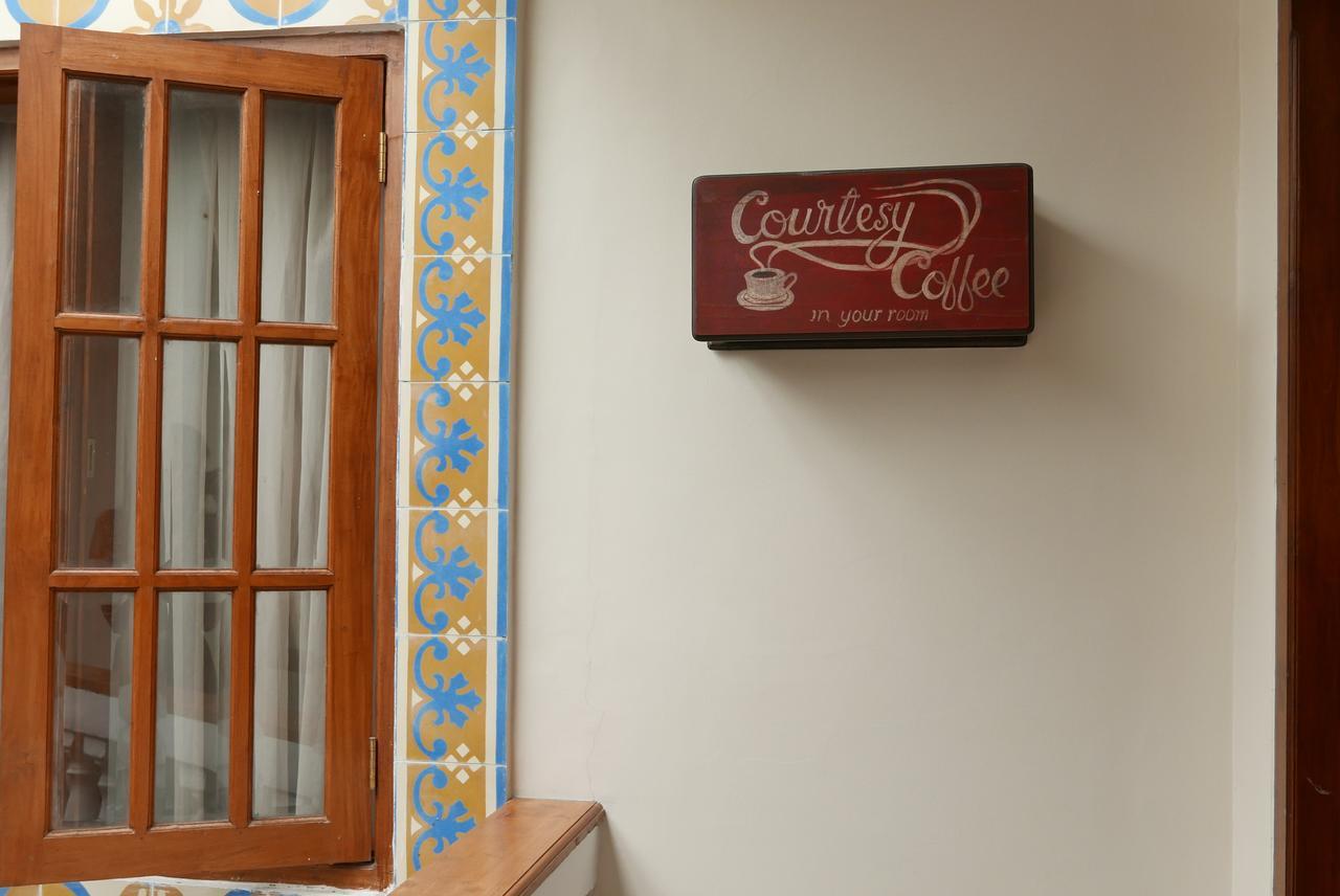 Ciwulan 36 Guest House Bandung Esterno foto