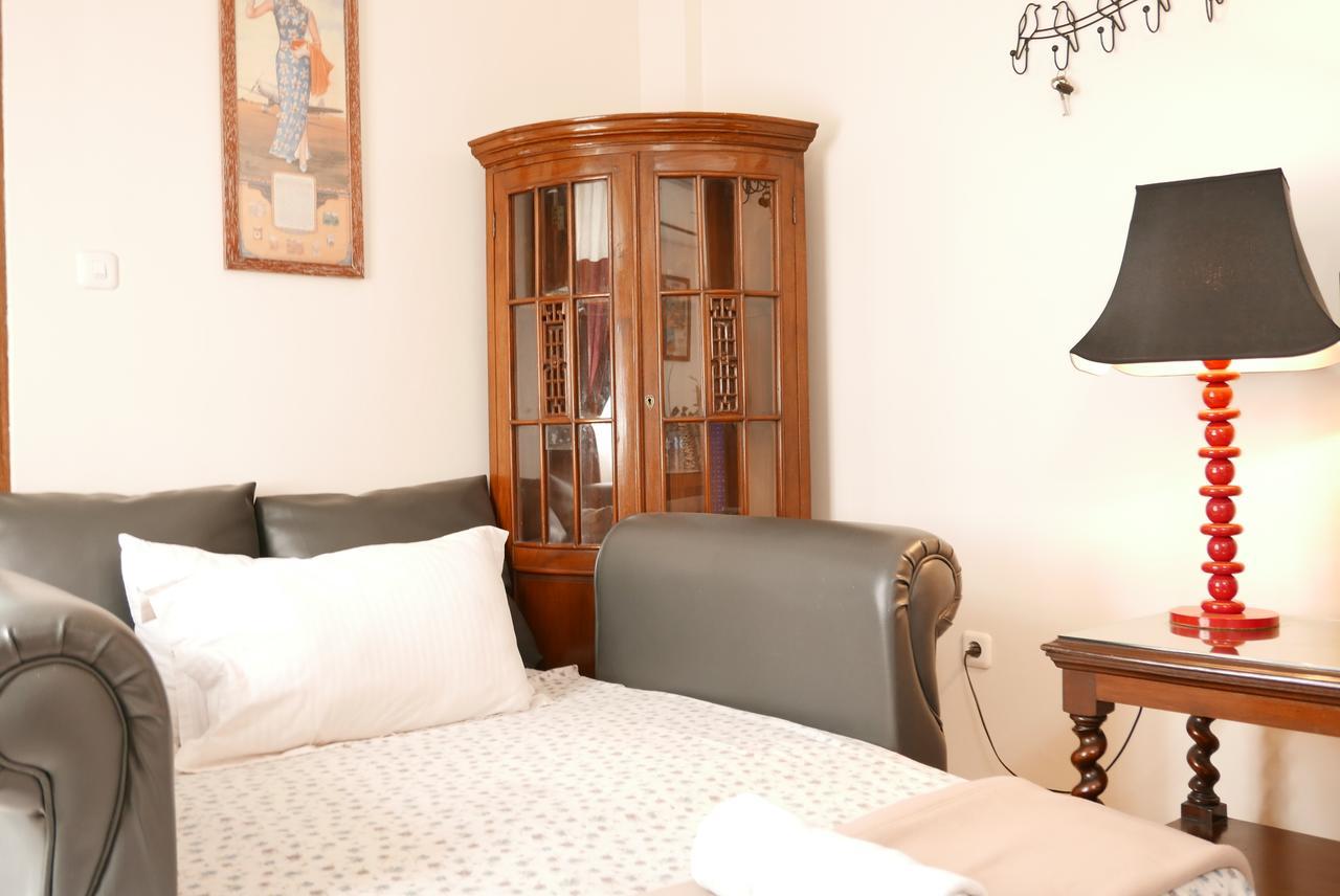 Ciwulan 36 Guest House Bandung Esterno foto
