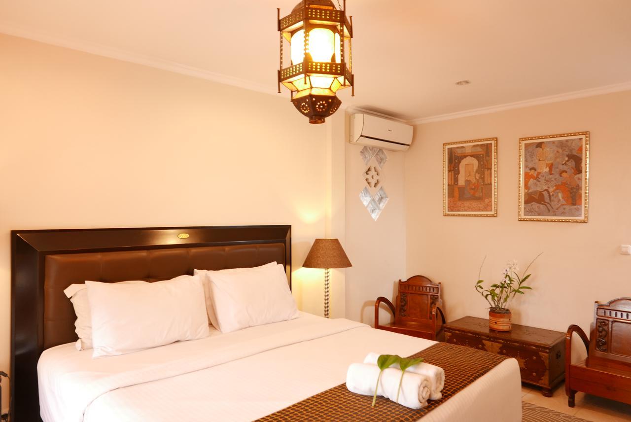 Ciwulan 36 Guest House Bandung Esterno foto